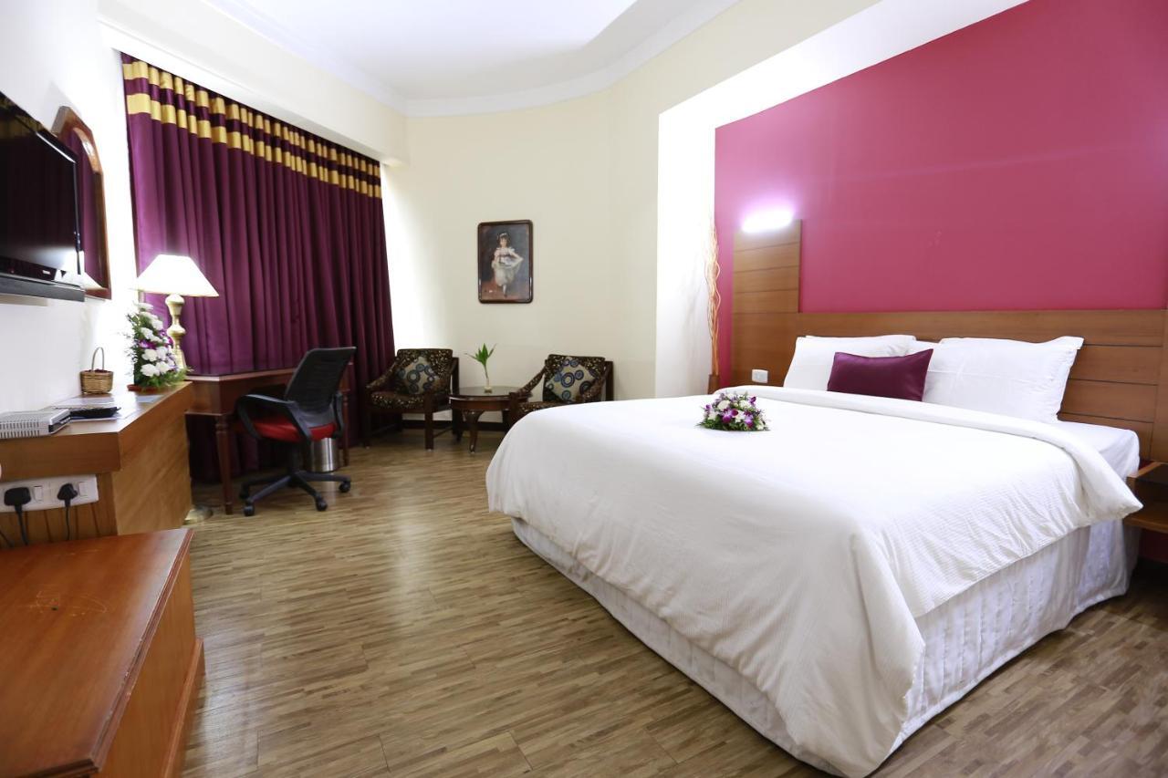 Presidency Kochi City Centre Dış mekan fotoğraf